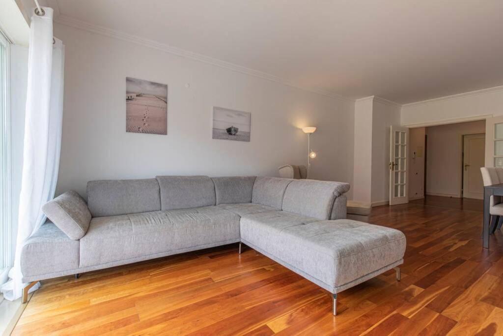 Stunning Apartment W/ Pool Cascais Ngoại thất bức ảnh